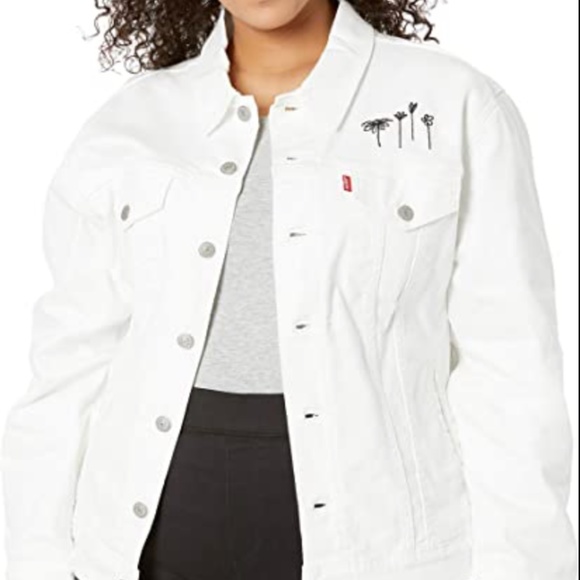 Levi's Jackets & Blazers - 🆕Levi's Trucker Jacket Features an embroidered floral design at the chest